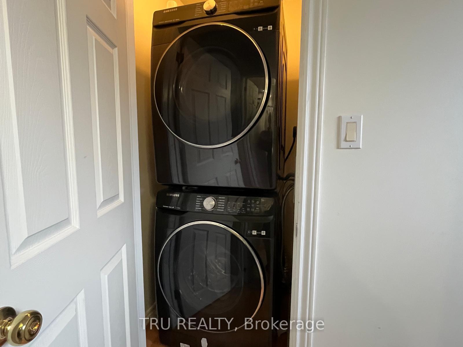 Photo 16 of 5 Pender Street, Ottawa, Meadowlands/St. Claire Gardens — HOMEH