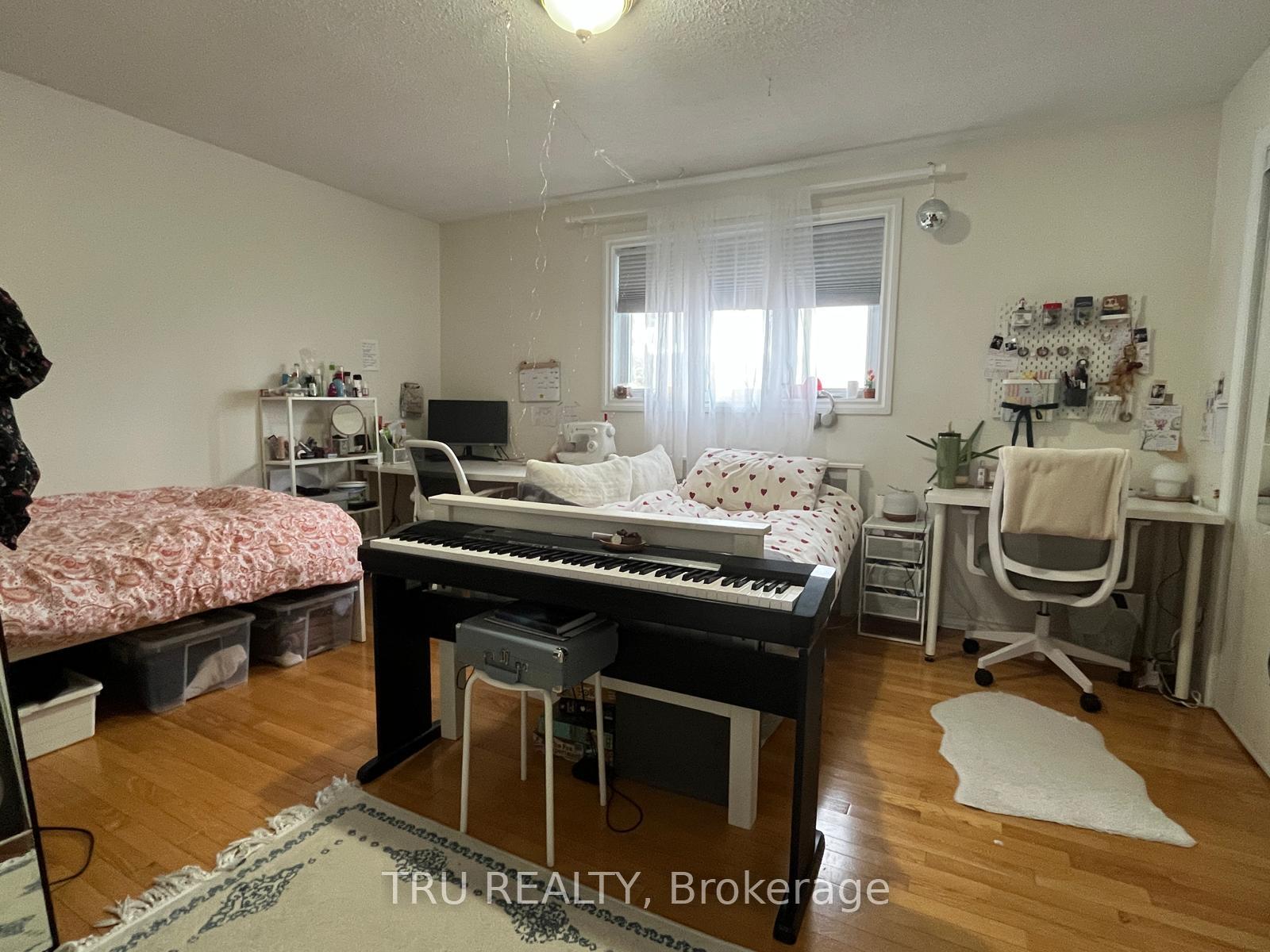 Photo 19 of 5 Pender Street, Ottawa, Meadowlands/St. Claire Gardens — HOMEH