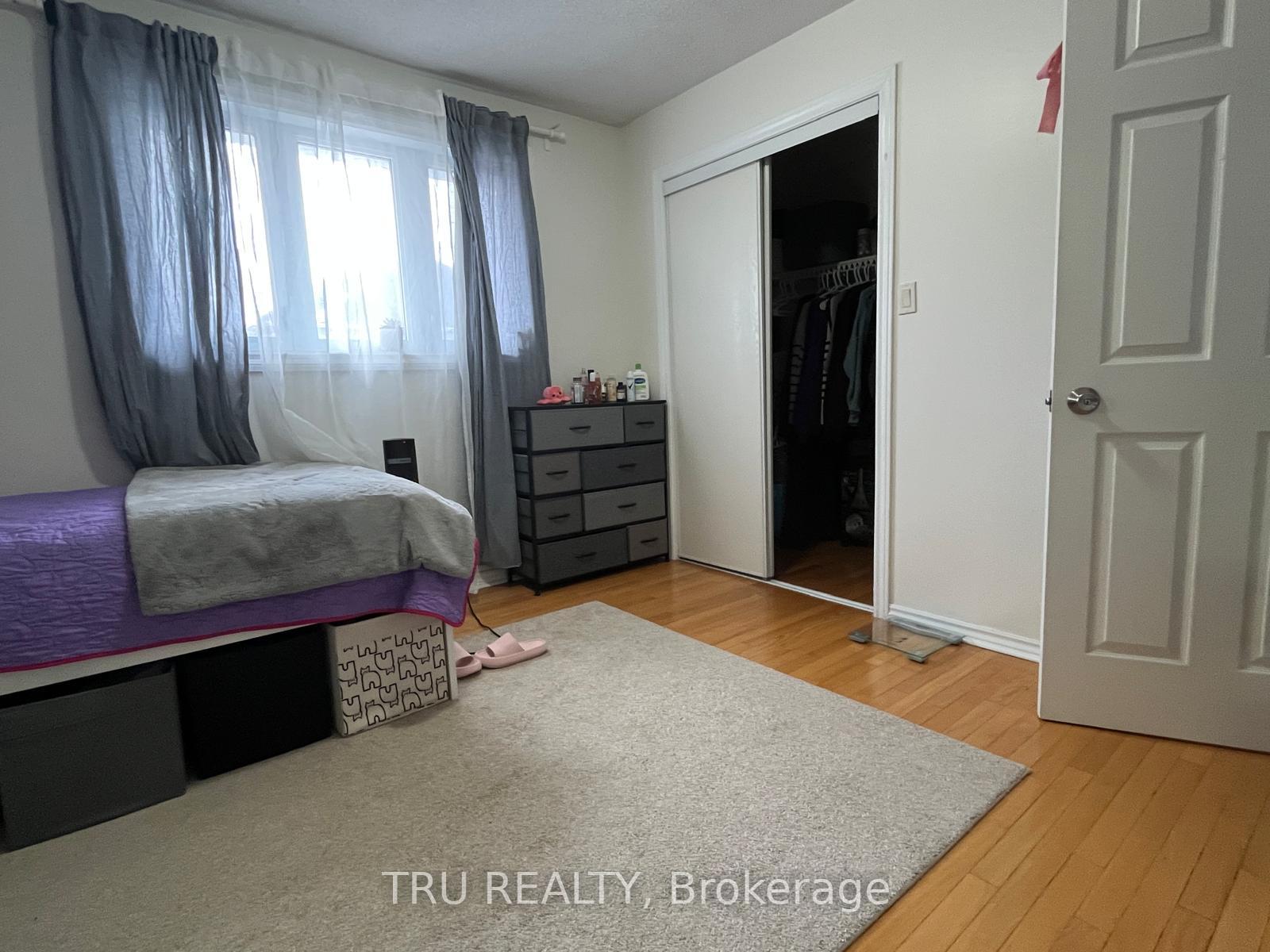 Photo 27 of 5 Pender Street, Ottawa, Meadowlands/St. Claire Gardens — HOMEH