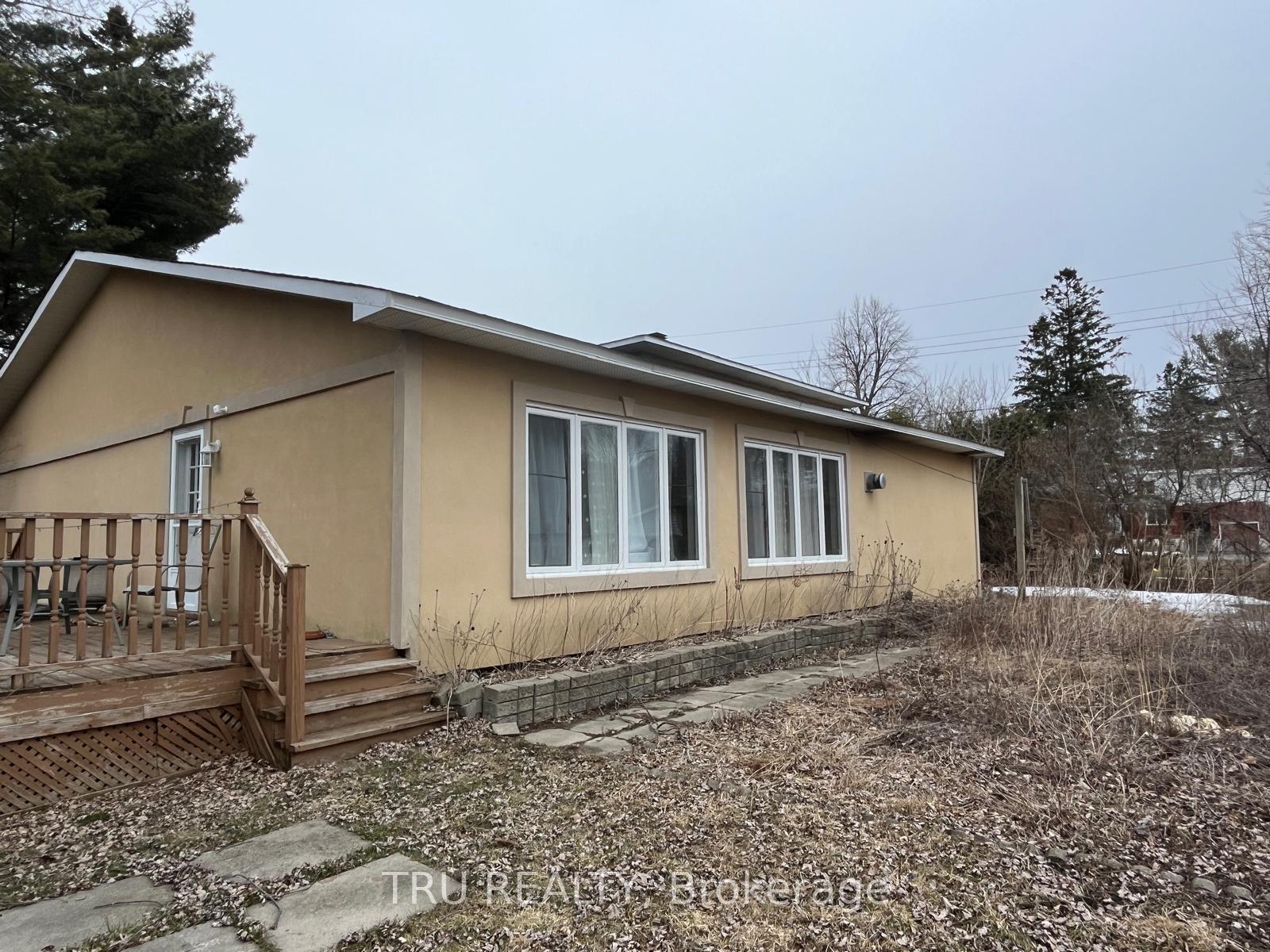 Photo 34 of 5 Pender Street, Ottawa, Meadowlands/St. Claire Gardens — HOMEH