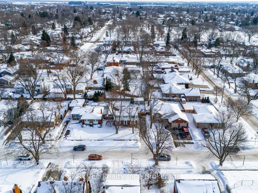 Photo 39 of 6 Home Street, Welland, Prince Charles — HOMEH