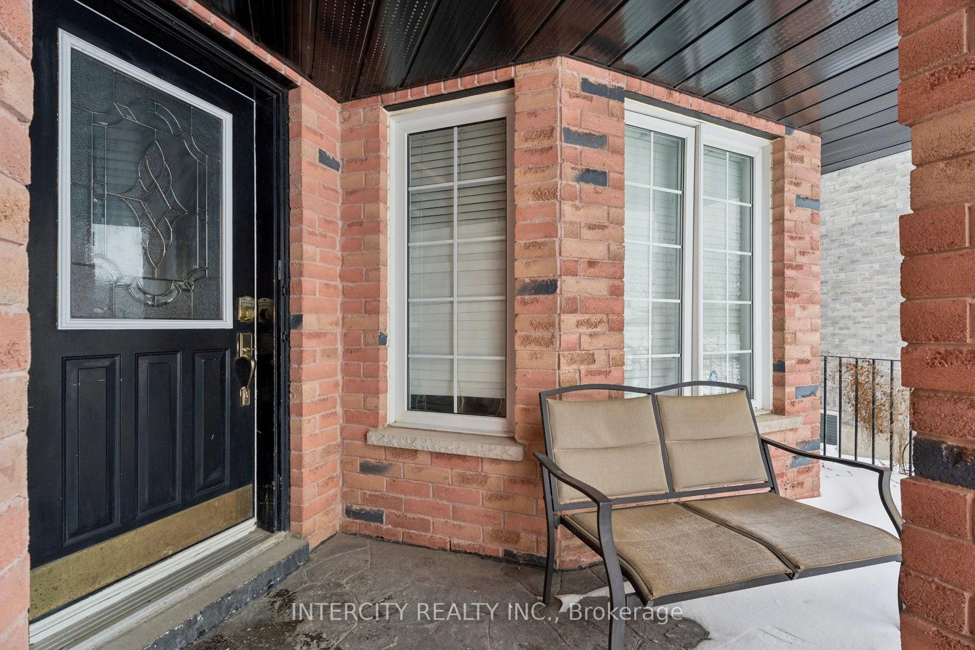 Photo 3 of 25 Meyer Avenue, Barrie, East Bayfield — HOMEH
