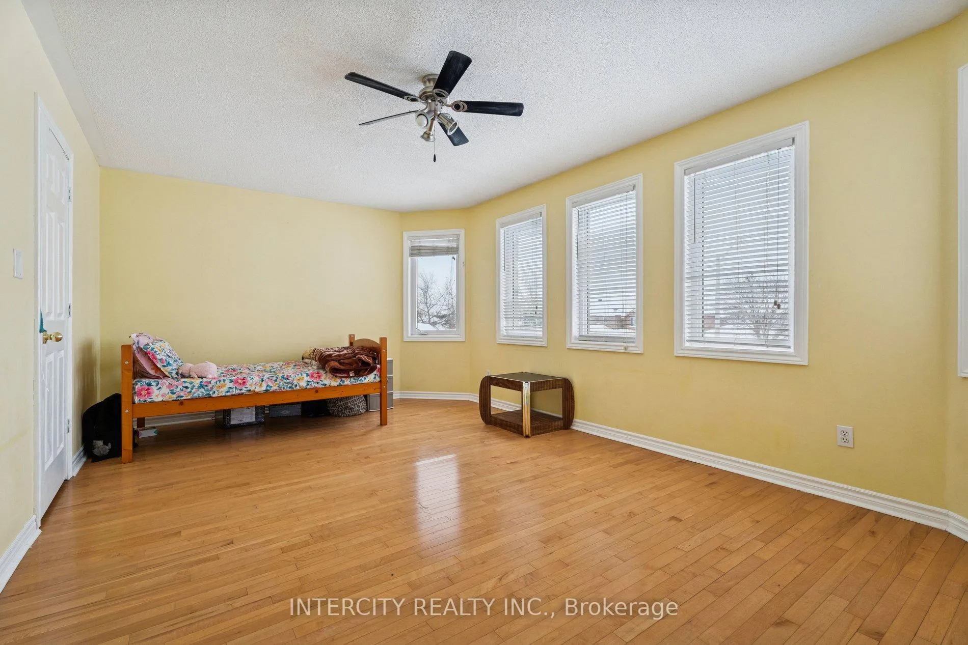 Photo 25 of 25 Meyer Avenue, Barrie, East Bayfield — HOMEH