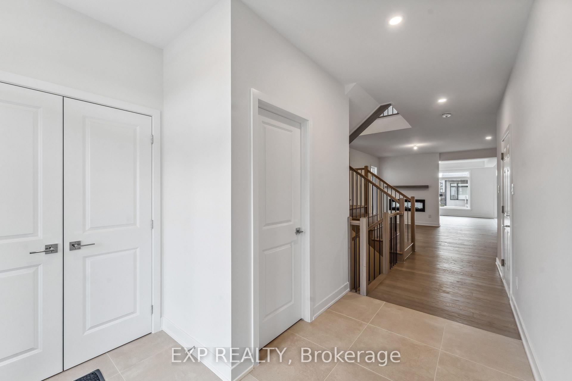 Photo 2 of 3362 Findlay Creek Drive, Ottawa, Leitrim — HOMEH
