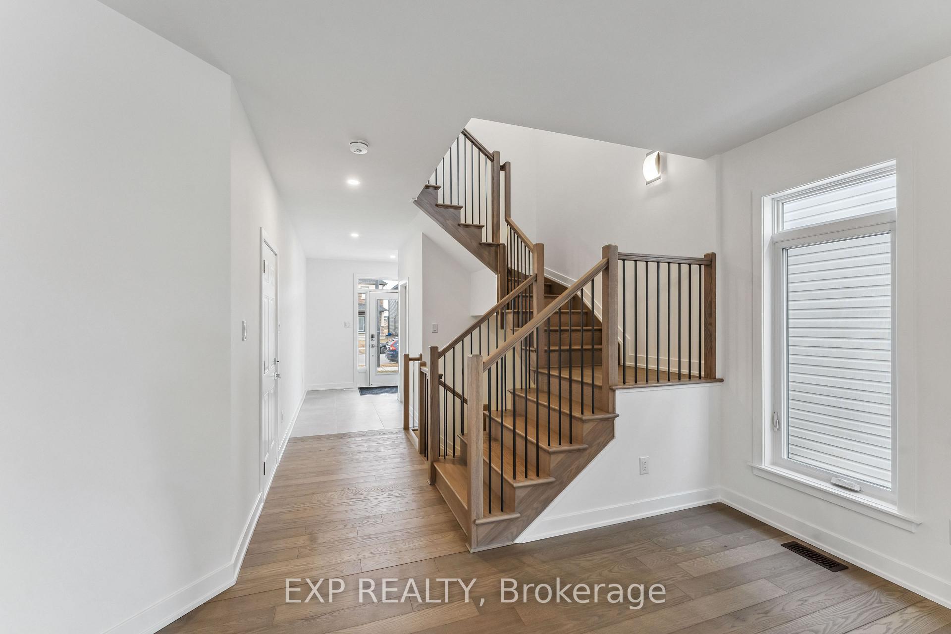 Photo 4 of 3362 Findlay Creek Drive, Ottawa, Leitrim — HOMEH
