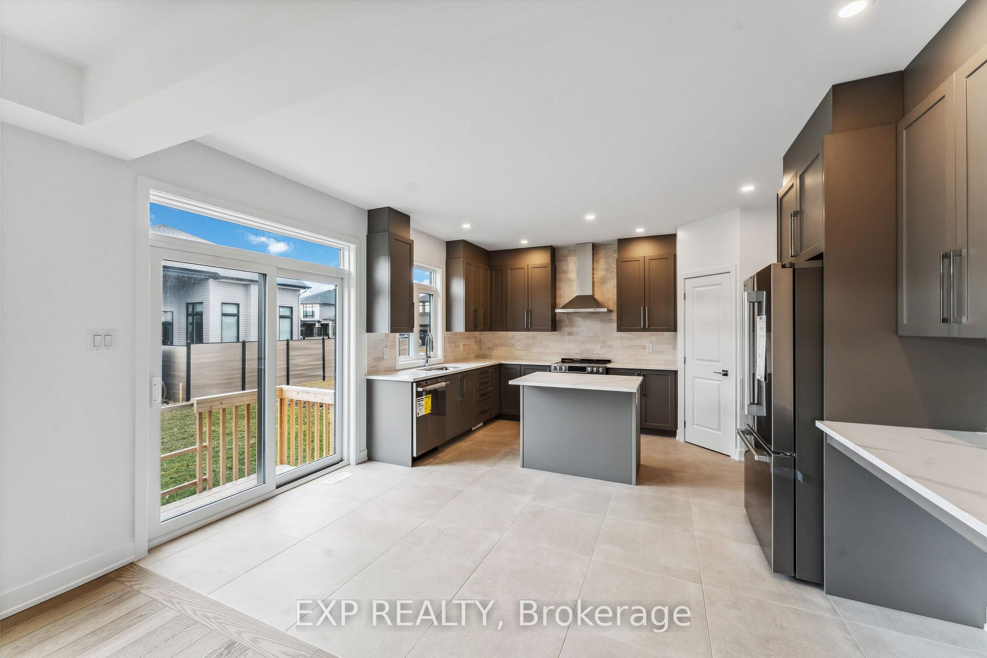 Photo 12 of 3362 Findlay Creek Drive, Ottawa, Leitrim — HOMEH
