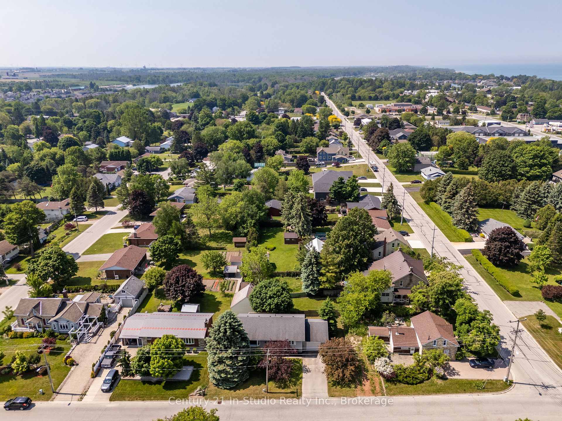 Photo 10 of 372 St Albert Street, Kincardine — HOMEH