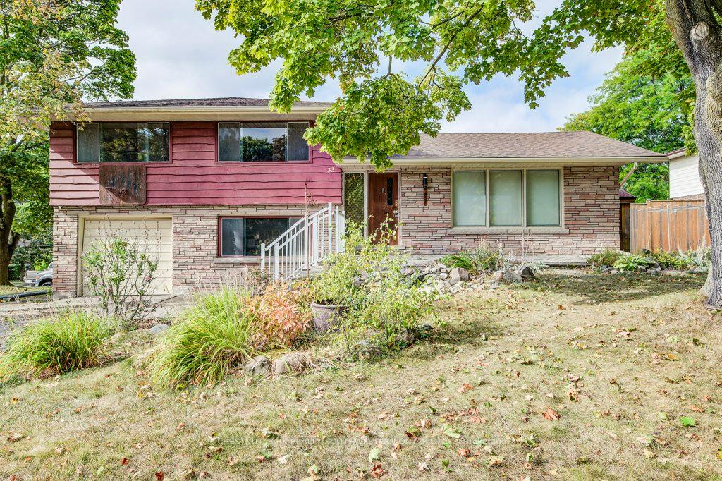 Photo 1 of 33 Evergreen Crescent, Kitchener — HOMEH