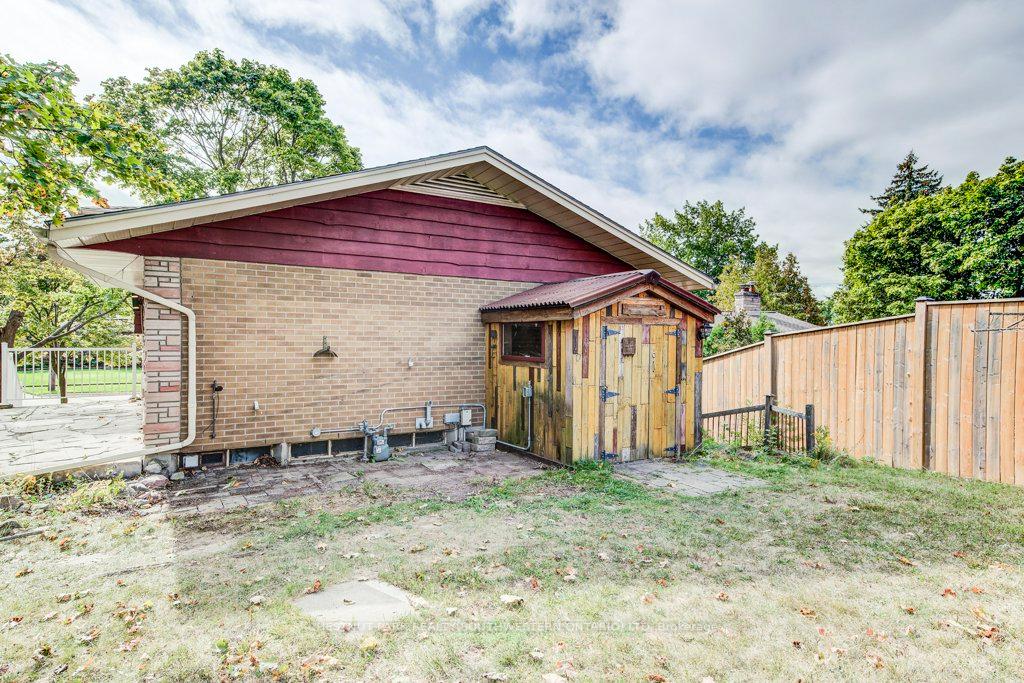 Photo 41 of 33 Evergreen Crescent, Kitchener — HOMEH