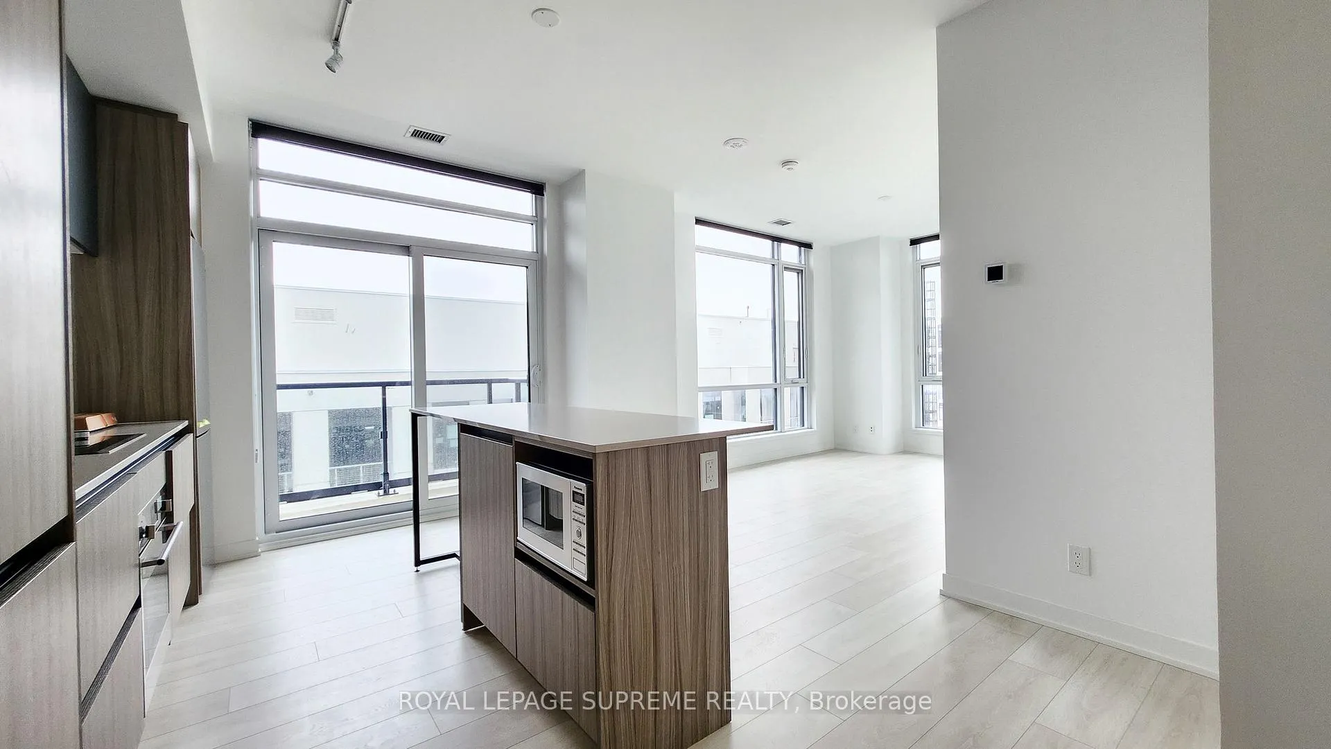 Photo 2 of Unit 719, 7950 Bathurst Street, Vaughan, Beverley Glen — HOMEH