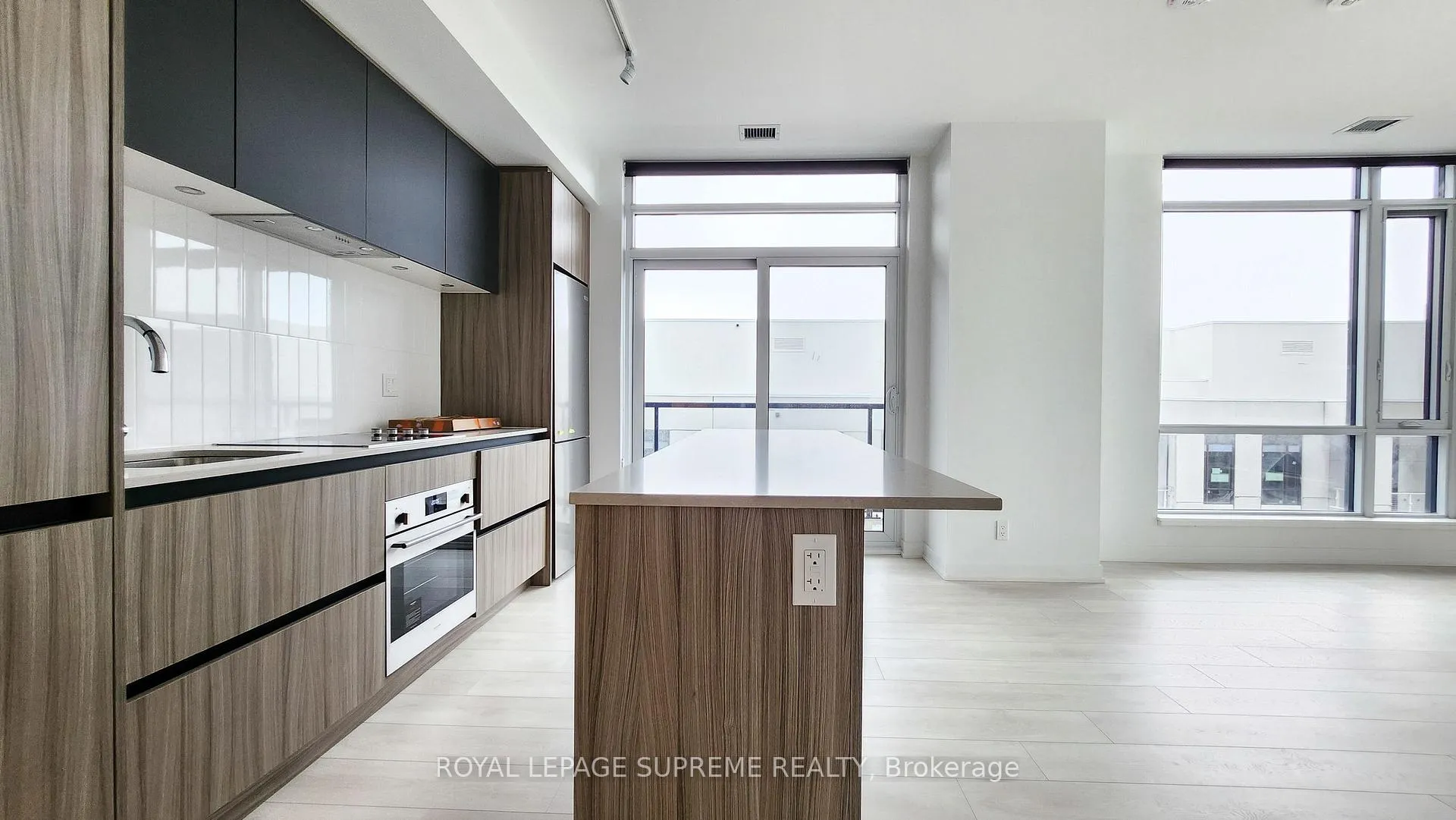 Photo 3 of Unit 719, 7950 Bathurst Street, Vaughan, Beverley Glen — HOMEH