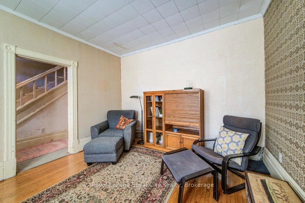 Photo 12 of 132 Neeve Street, Guelph, St. Patrick's Ward — HOMEH