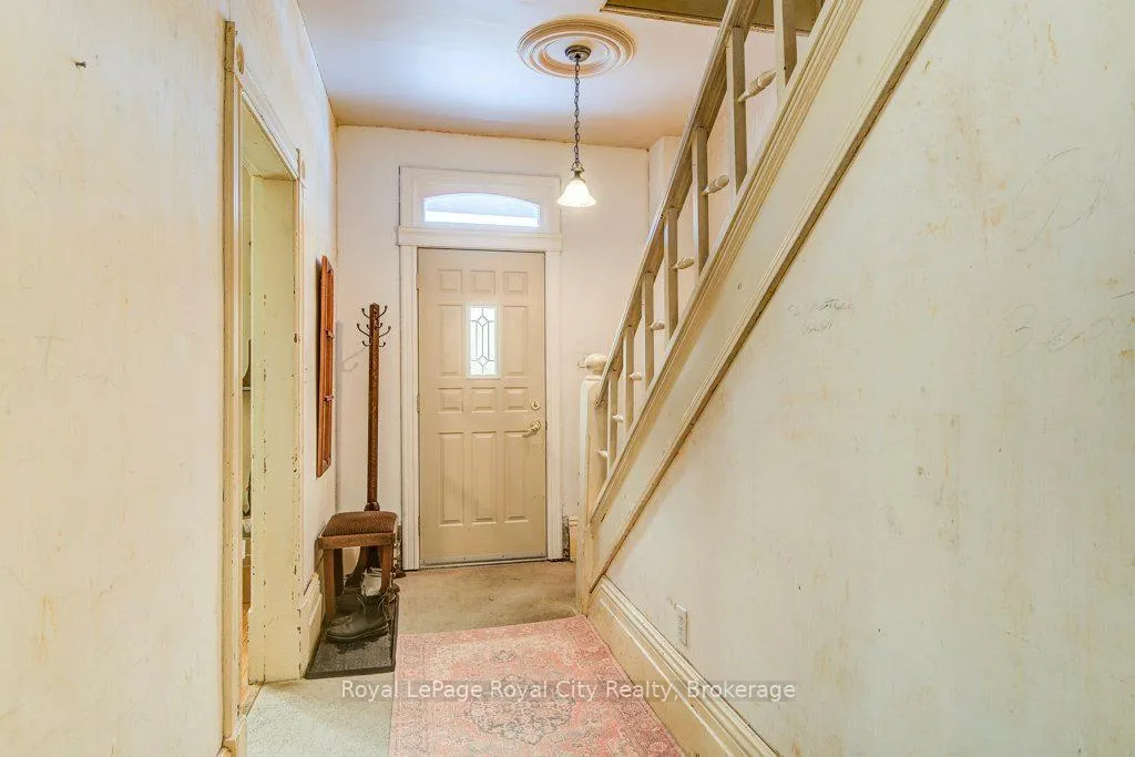 Photo 13 of 132 Neeve Street, Guelph, St. Patrick's Ward — HOMEH