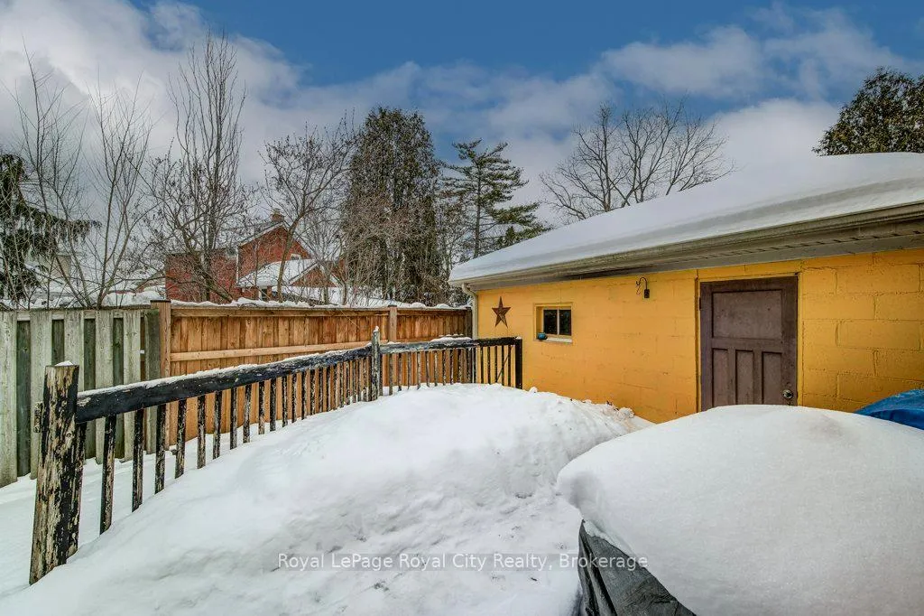 Photo 28 of 132 Neeve Street, Guelph, St. Patrick's Ward — HOMEH