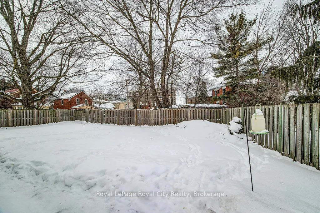 Photo 30 of 132 Neeve Street, Guelph, St. Patrick's Ward — HOMEH