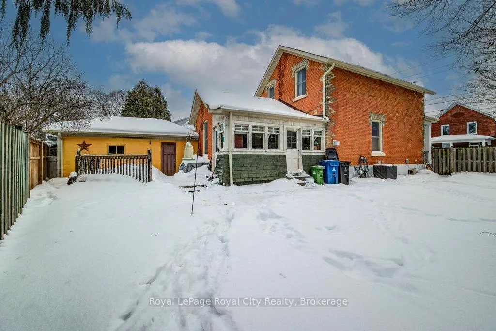 Photo 31 of 132 Neeve Street, Guelph, St. Patrick's Ward — HOMEH