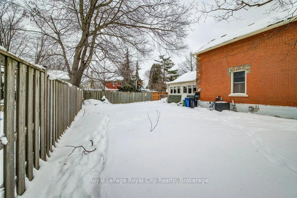 Photo 34 of 132 Neeve Street, Guelph, St. Patrick's Ward — HOMEH