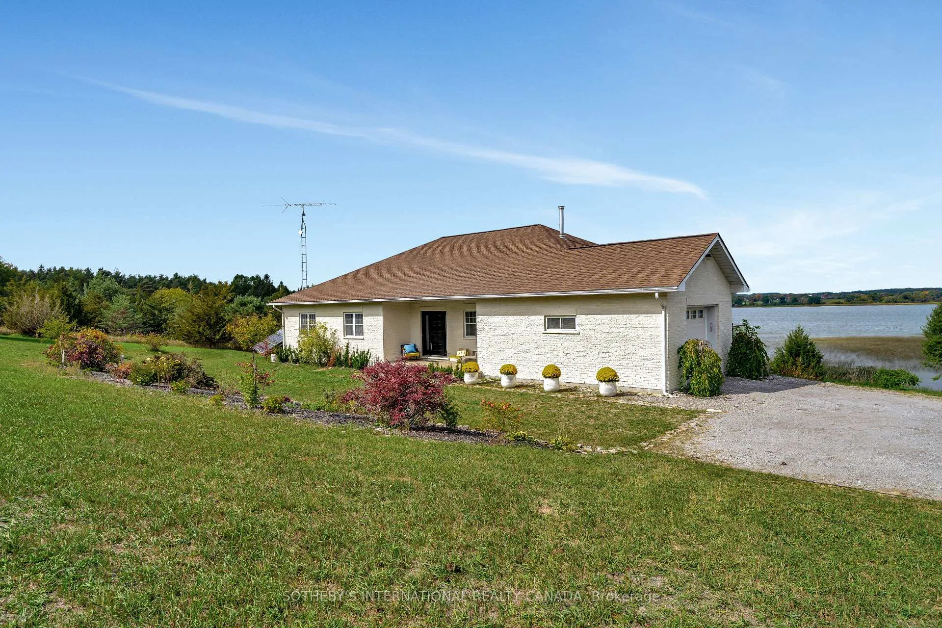 Photo 43 of 188 County Road 18, Prince Edward County, Athol Ward — HOMEH