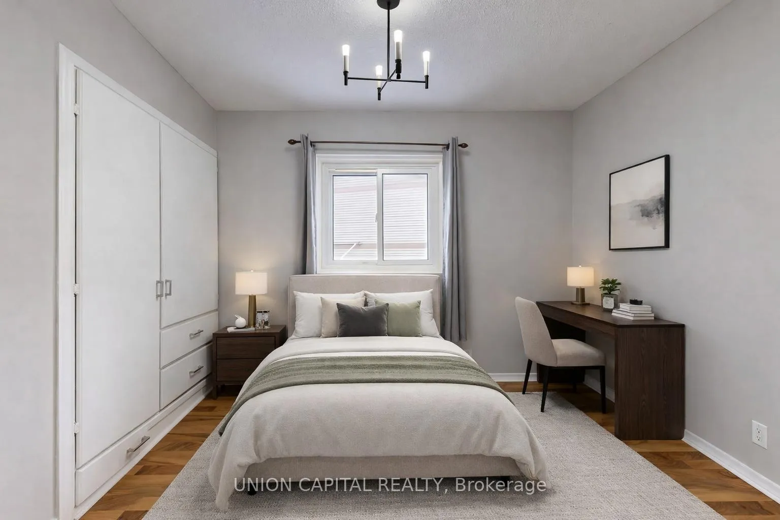 Photo 10 of 376 Calvert Court, Oshawa, Lakeview — HOMEH