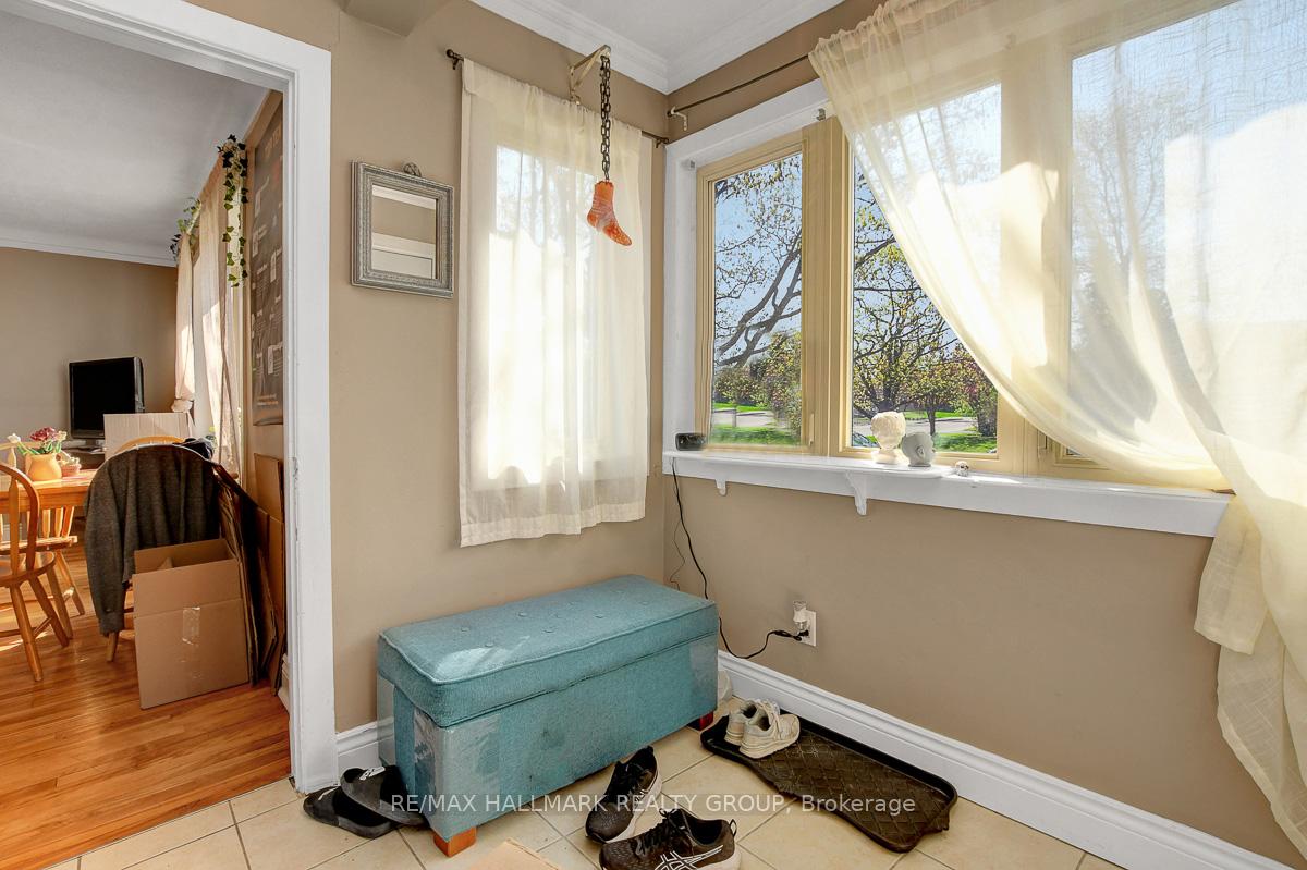 Photo 3 of 89 Tower Road, Ottawa, Meadowlands/St. Claire Gardens — HOMEH