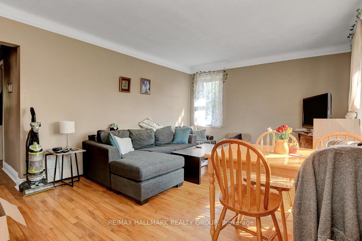 Photo 6 of 89 Tower Road, Ottawa, Meadowlands/St. Claire Gardens — HOMEH