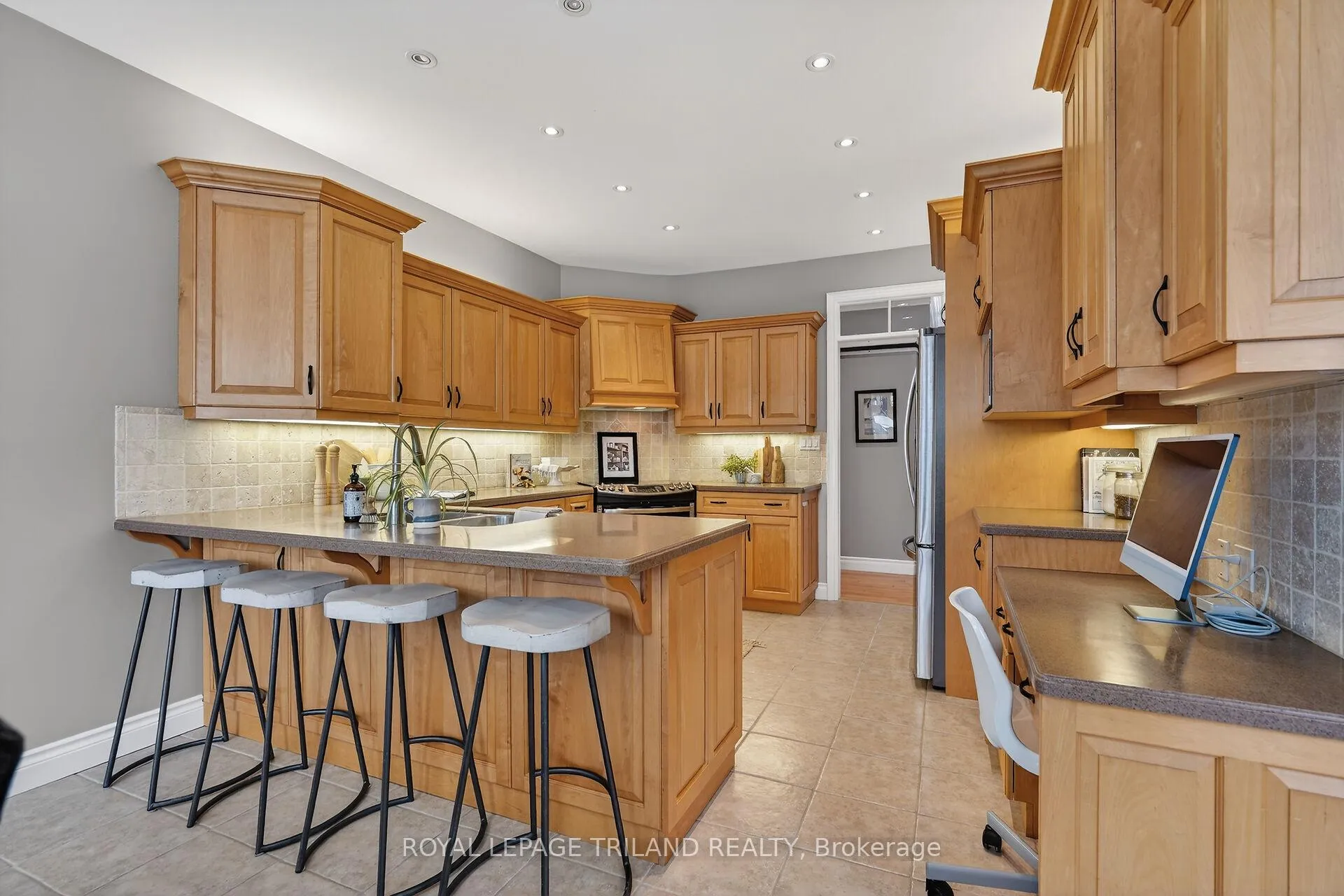 Photo 16 of 5 Baron Crescent, Middlesex Centre, Kilworth — HOMEH