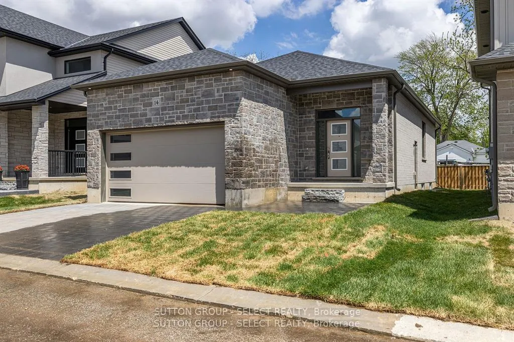Photo 2 of Unit 14, 7966 Fallon Drive, Lucan Biddulph, Granton — HOMEH