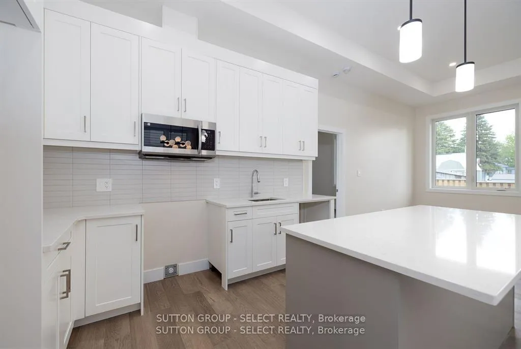 Photo 8 of Unit 14, 7966 Fallon Drive, Lucan Biddulph, Granton — HOMEH