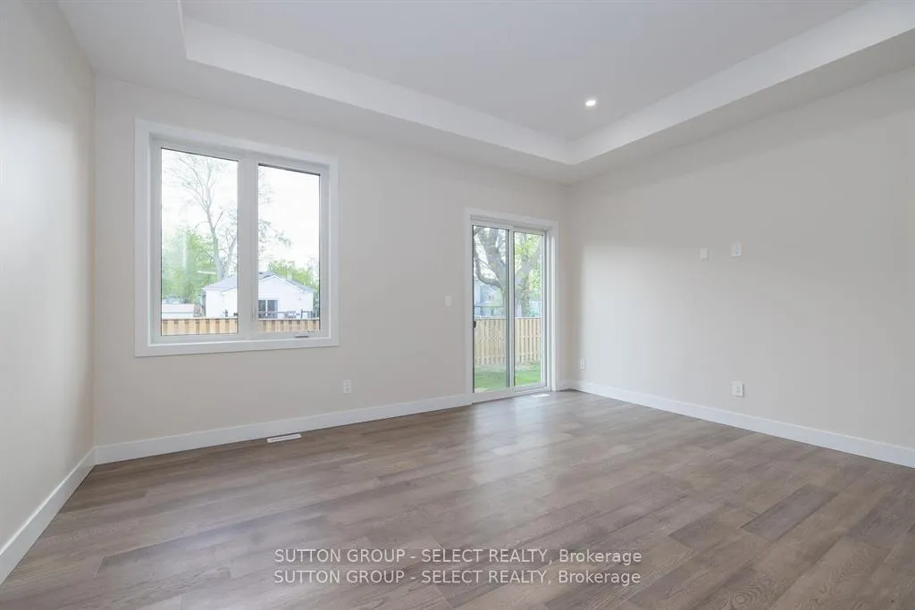 Photo 9 of Unit 14, 7966 Fallon Drive, Lucan Biddulph, Granton — HOMEH