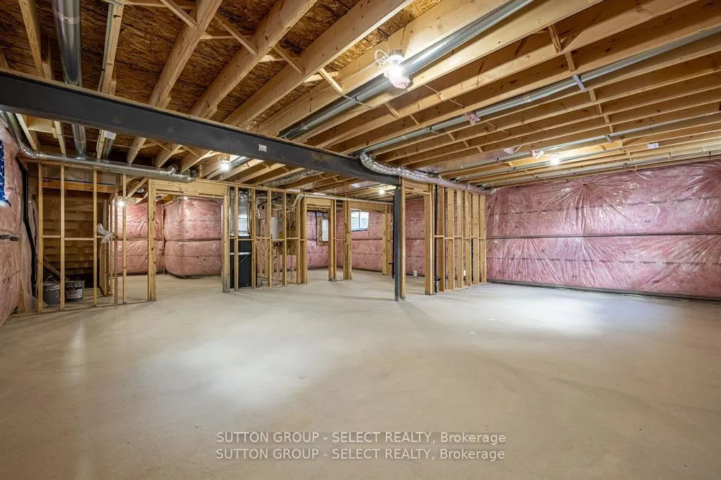 Photo 12 of Unit 14, 7966 Fallon Drive, Lucan Biddulph, Granton — HOMEH