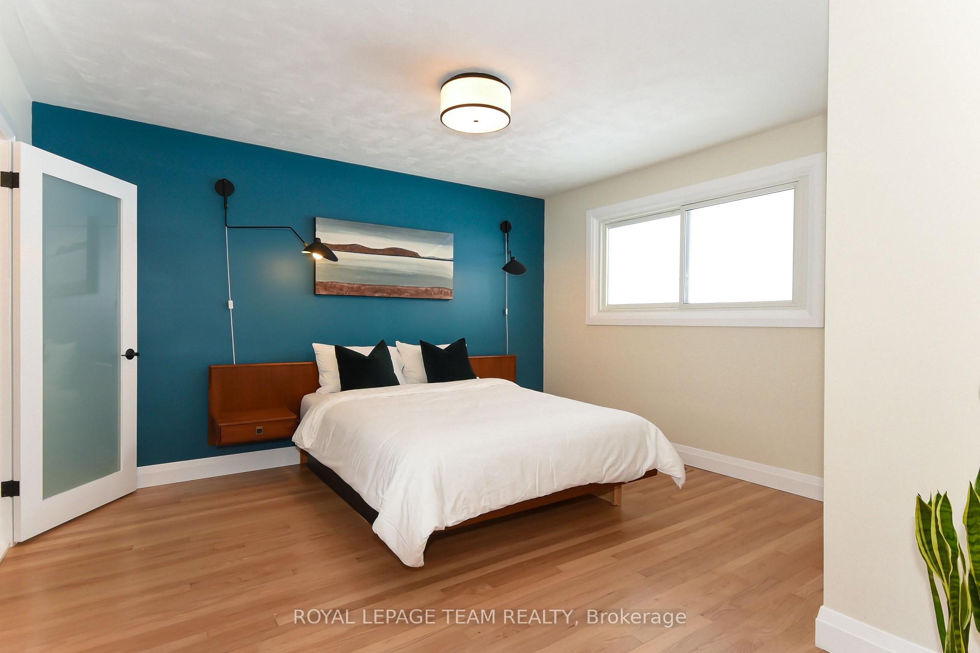 Photo 11 of 828 Kingsmere Avenue, Ottawa, McKellar Heights/Glabar Park — HOMEH