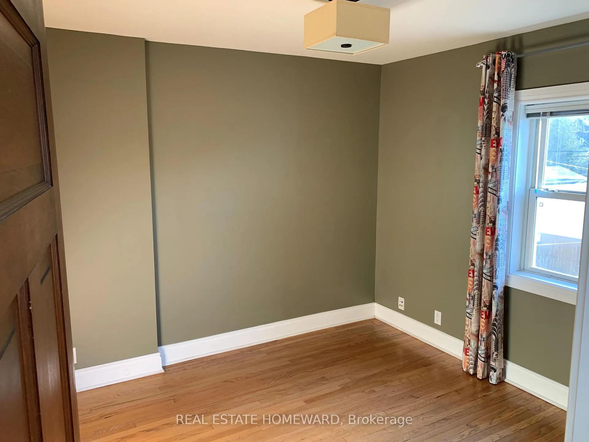 Photo 14 of 46 Kent Road, Toronto, Greenwood-Coxwell — HOMEH