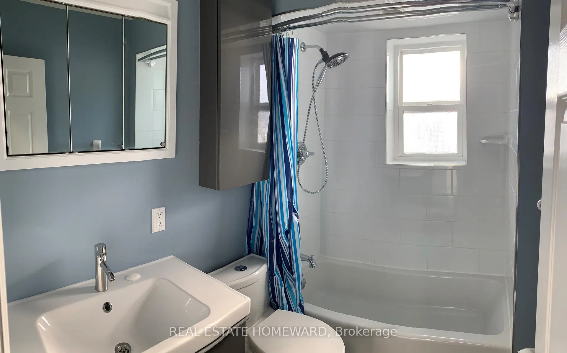 Photo 16 of 46 Kent Road, Toronto, Greenwood-Coxwell — HOMEH