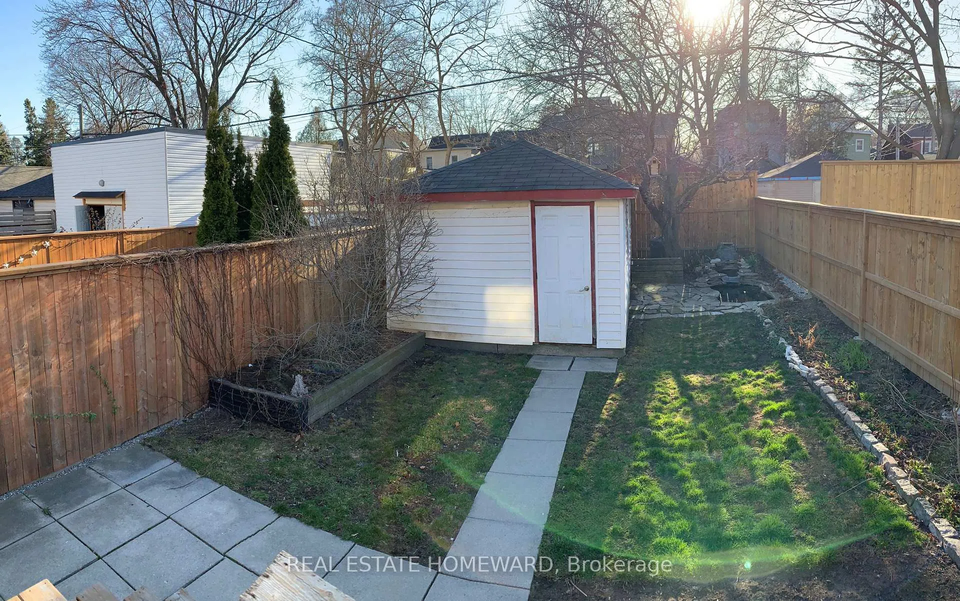 Photo 24 of 46 Kent Road, Toronto, Greenwood-Coxwell — HOMEH