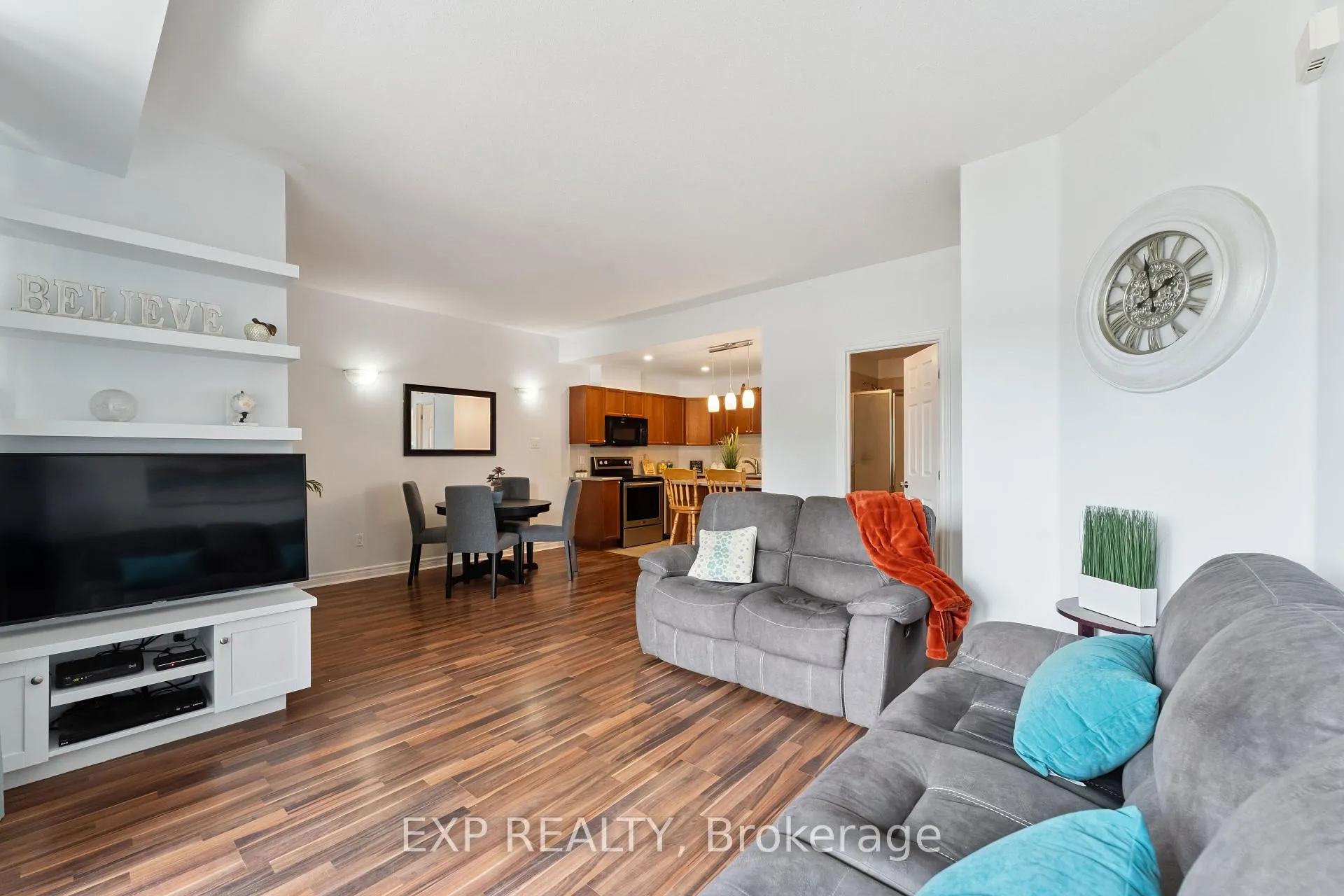 Photo 5 of Unit B, 231 Crestway Drive, Ottawa, Barrhaven East — HOMEH