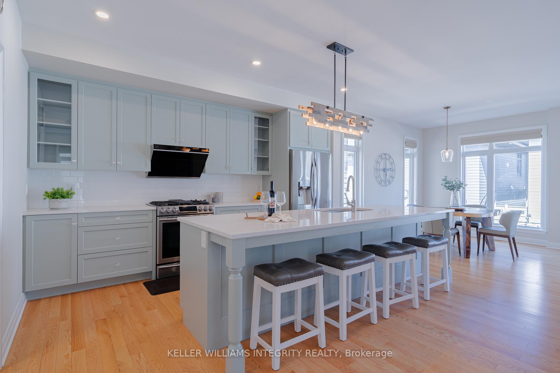 Photo 8 of 176 Avro Circle, Ottawa, CFB Rockcliffe and Area — HOMEH