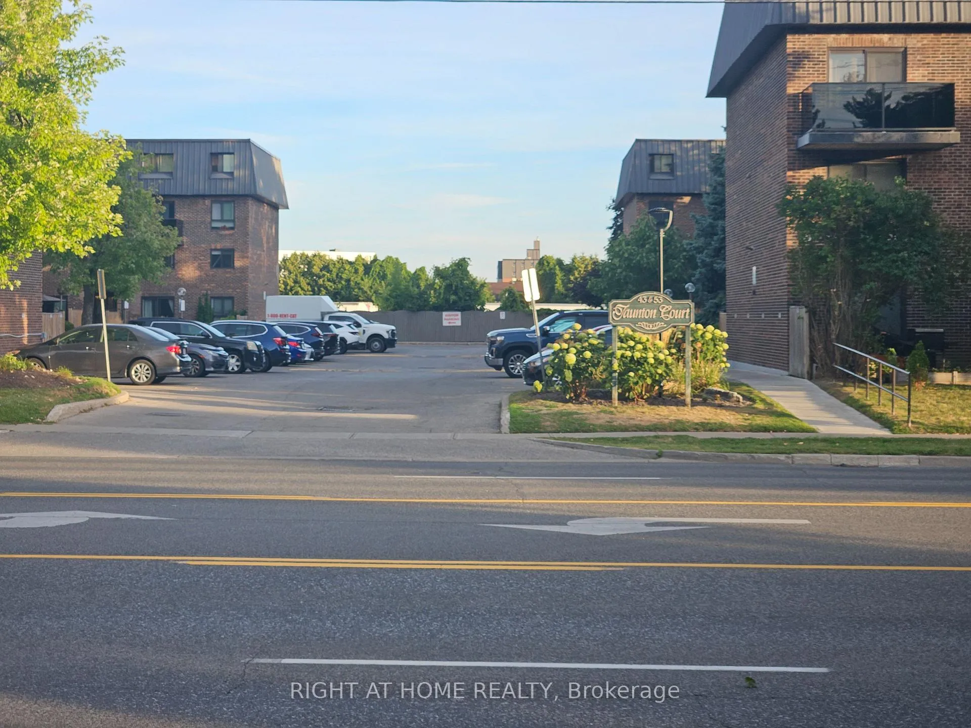 Photo 1 of Unit 61, 53 Taunton Road E, Oshawa, Centennial — HOMEH