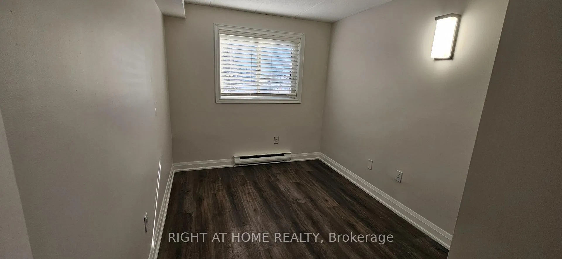 Photo 13 of Unit 61, 53 Taunton Road E, Oshawa, Centennial — HOMEH