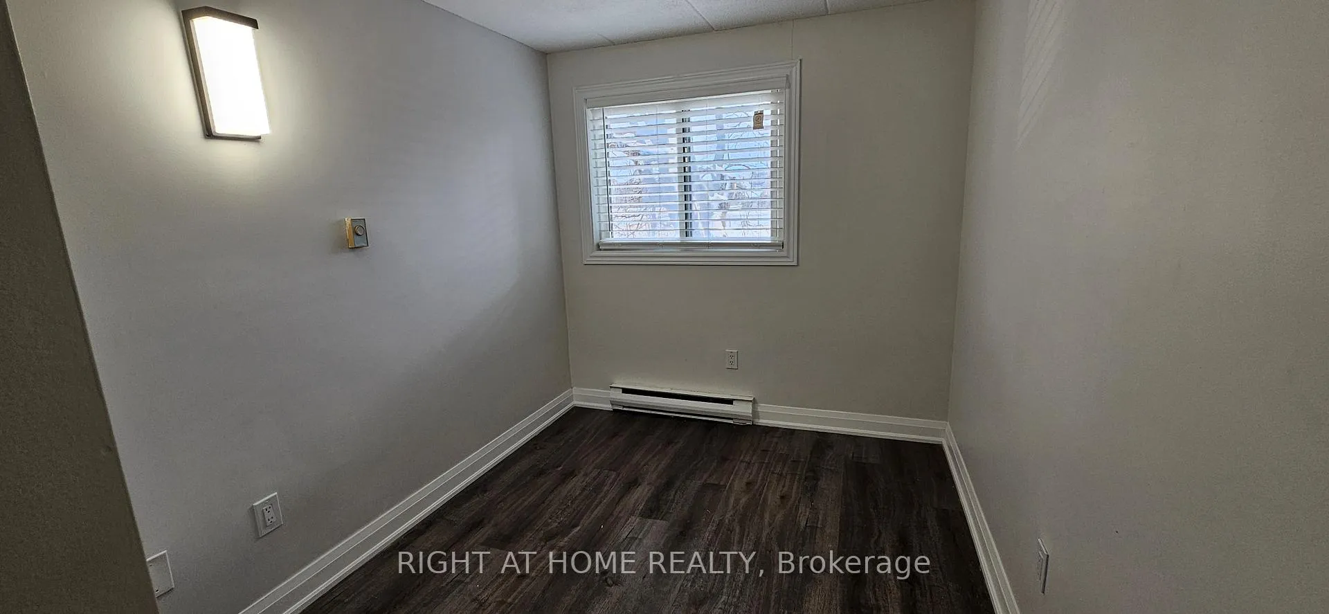 Photo 15 of Unit 61, 53 Taunton Road E, Oshawa, Centennial — HOMEH