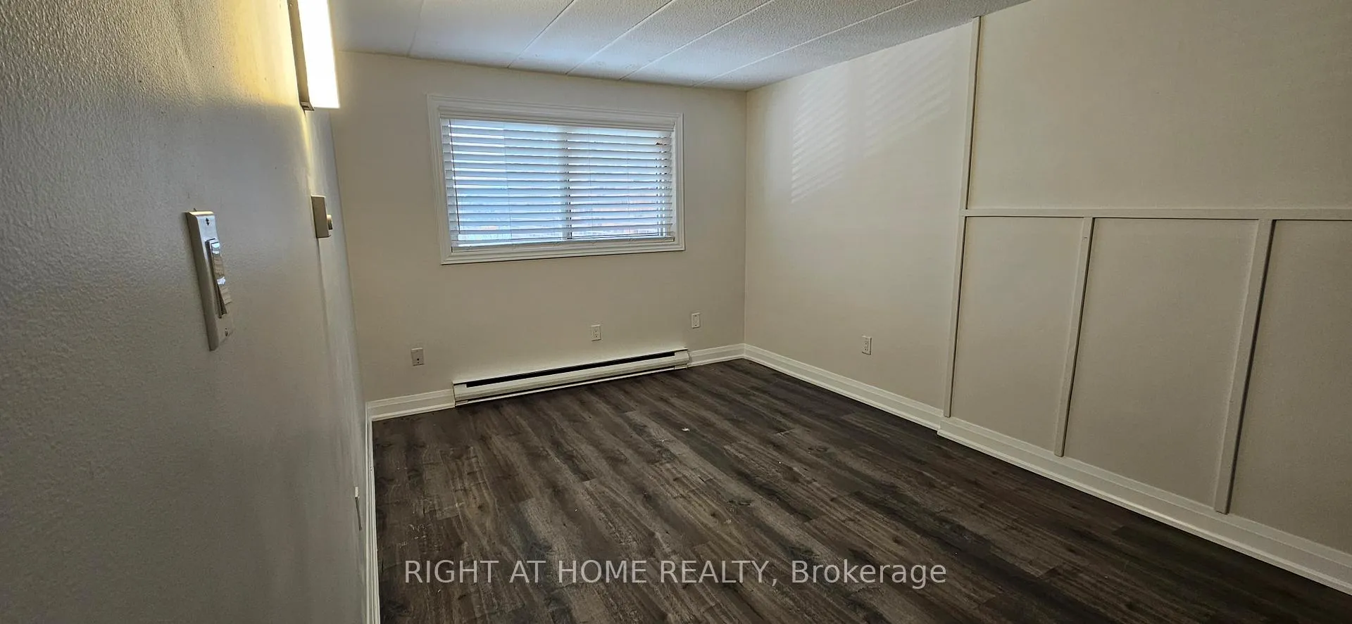 Photo 17 of Unit 61, 53 Taunton Road E, Oshawa, Centennial — HOMEH