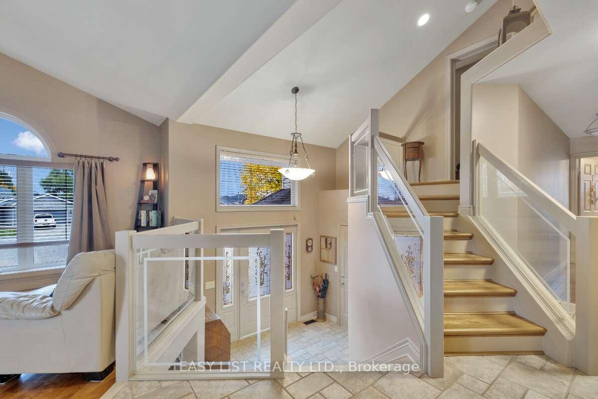 Photo 24 of 217 Maple Leaf Court, Lakeshore — HOMEH