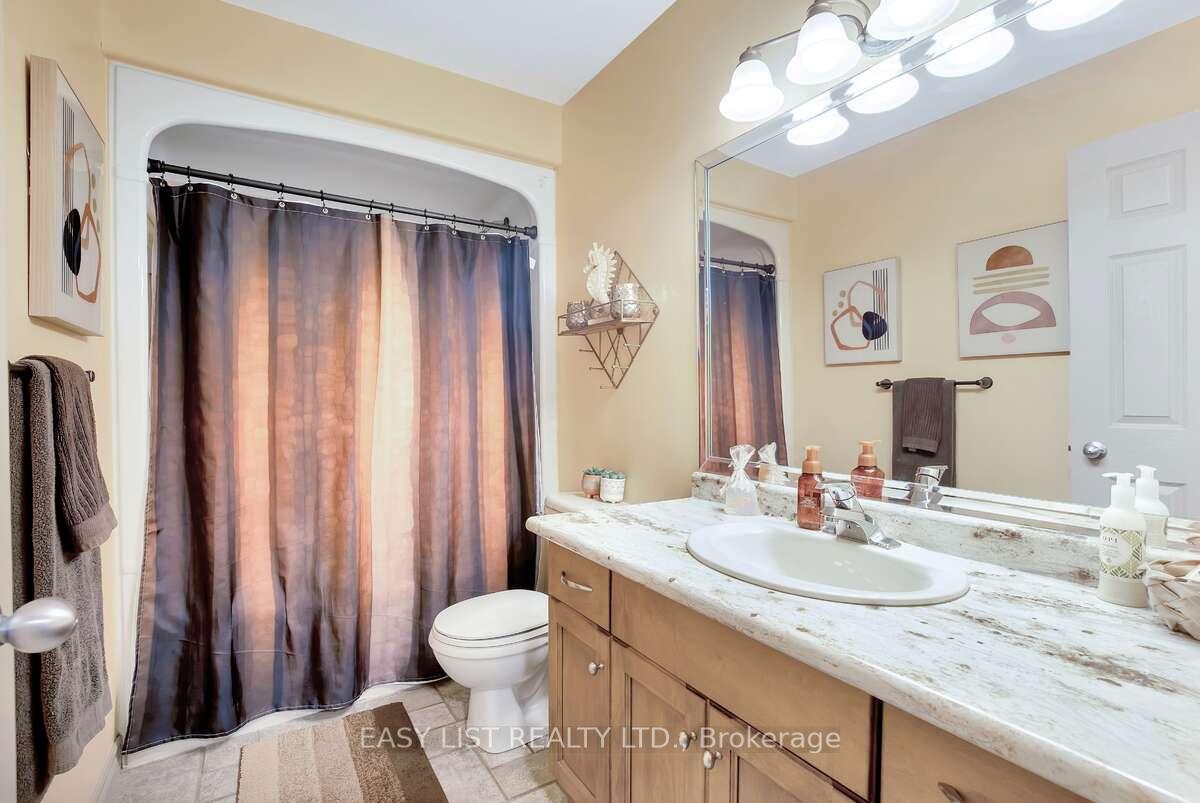 Photo 25 of 217 Maple Leaf Court, Lakeshore — HOMEH