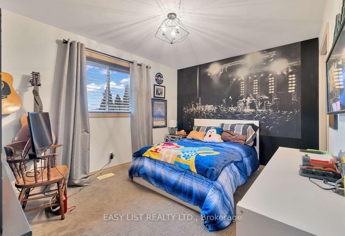 Photo 32 of 217 Maple Leaf Court, Lakeshore — HOMEH
