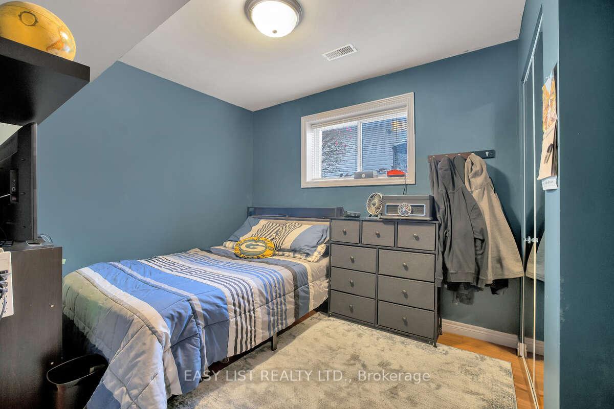Photo 37 of 217 Maple Leaf Court, Lakeshore — HOMEH