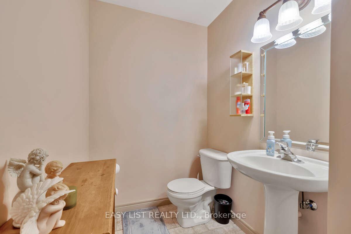 Photo 39 of 217 Maple Leaf Court, Lakeshore — HOMEH