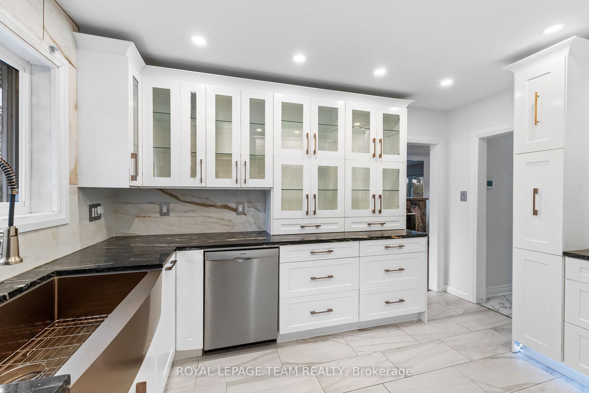 Photo 28 of 154 Norice Street, Ottawa, Meadowlands/Crestview — HOMEH
