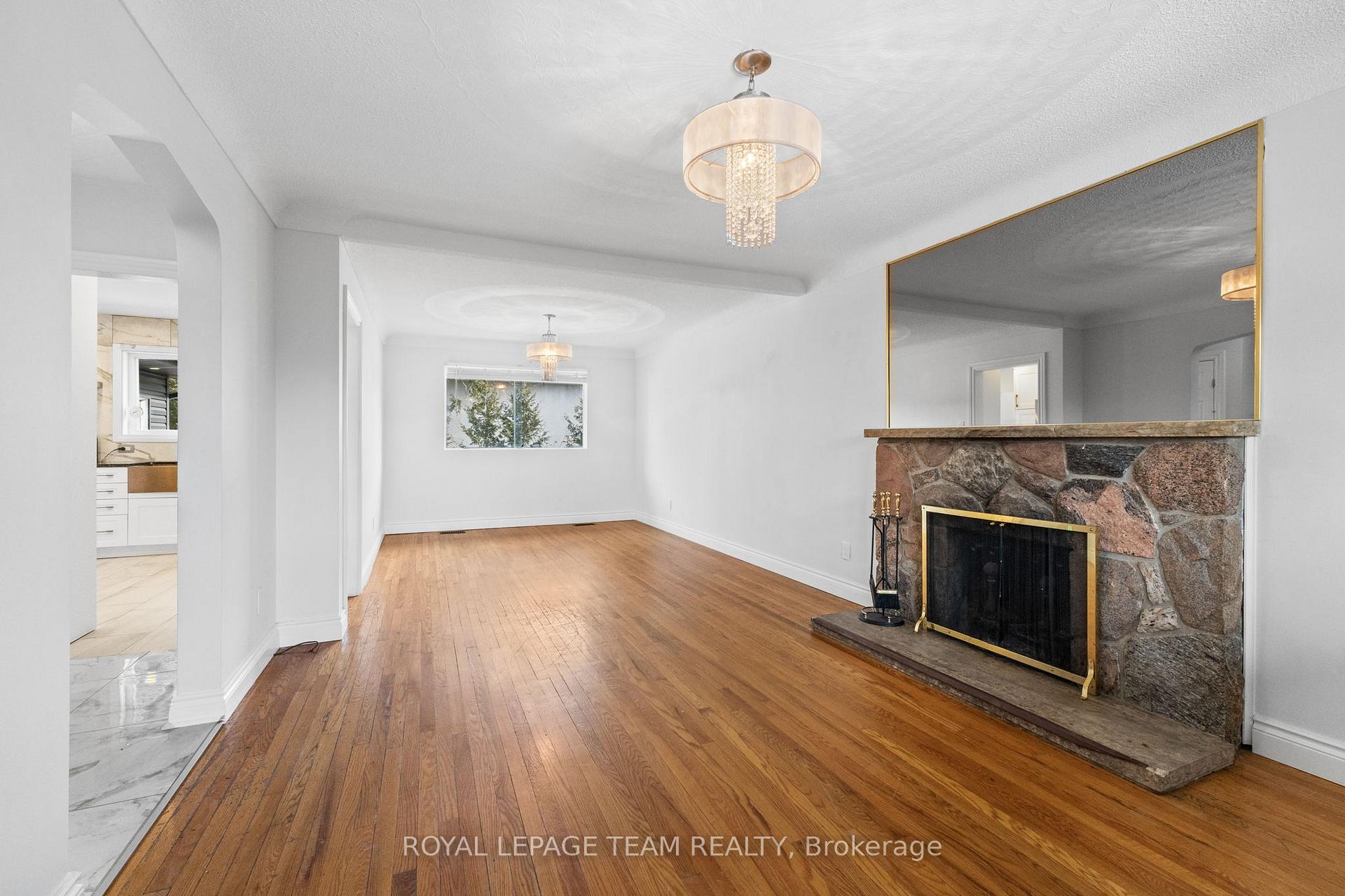 Photo 29 of 154 Norice Street, Ottawa, Meadowlands/Crestview — HOMEH