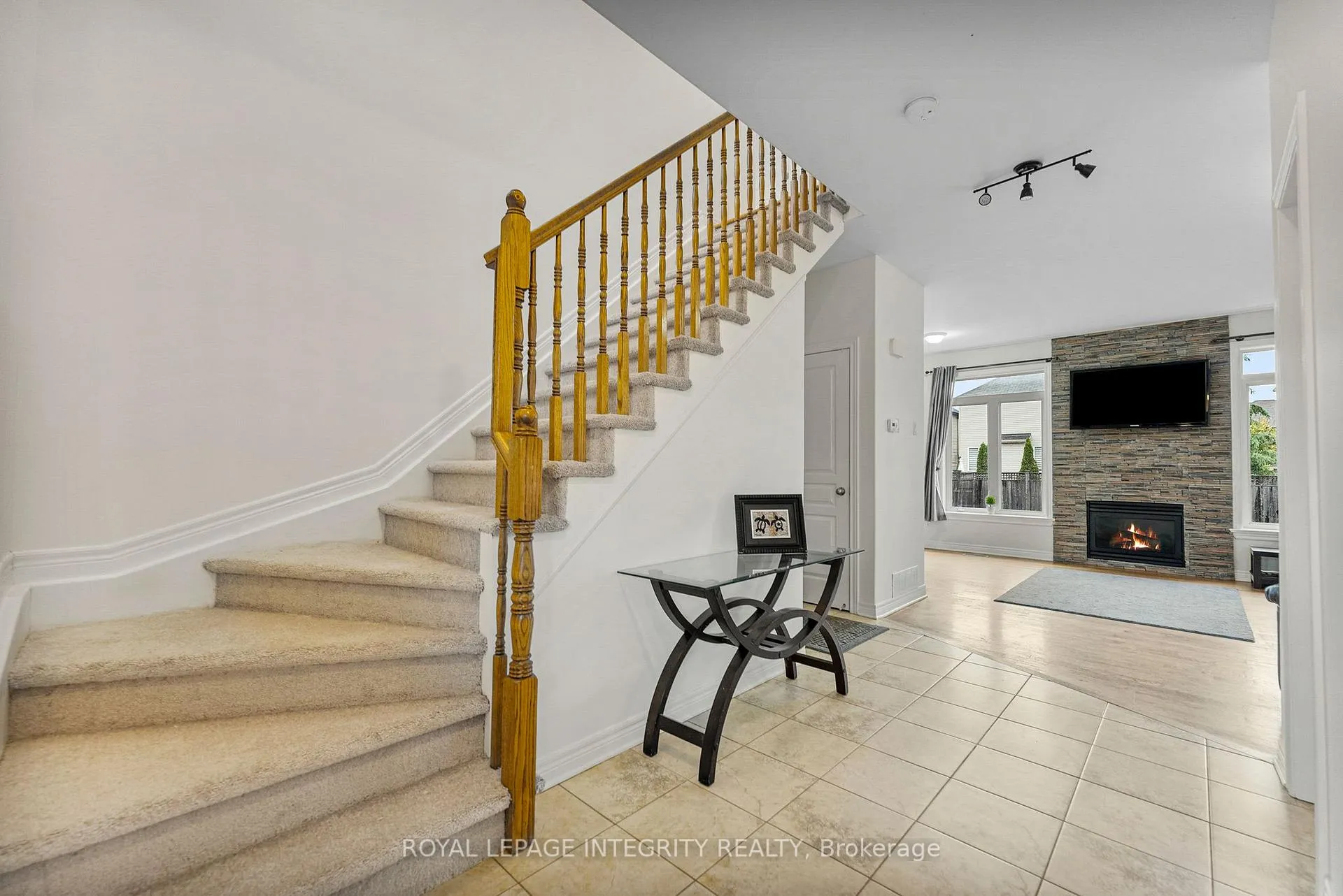 Photo 10 of 53 Willowshore Way, Carleton Place — HOMEH