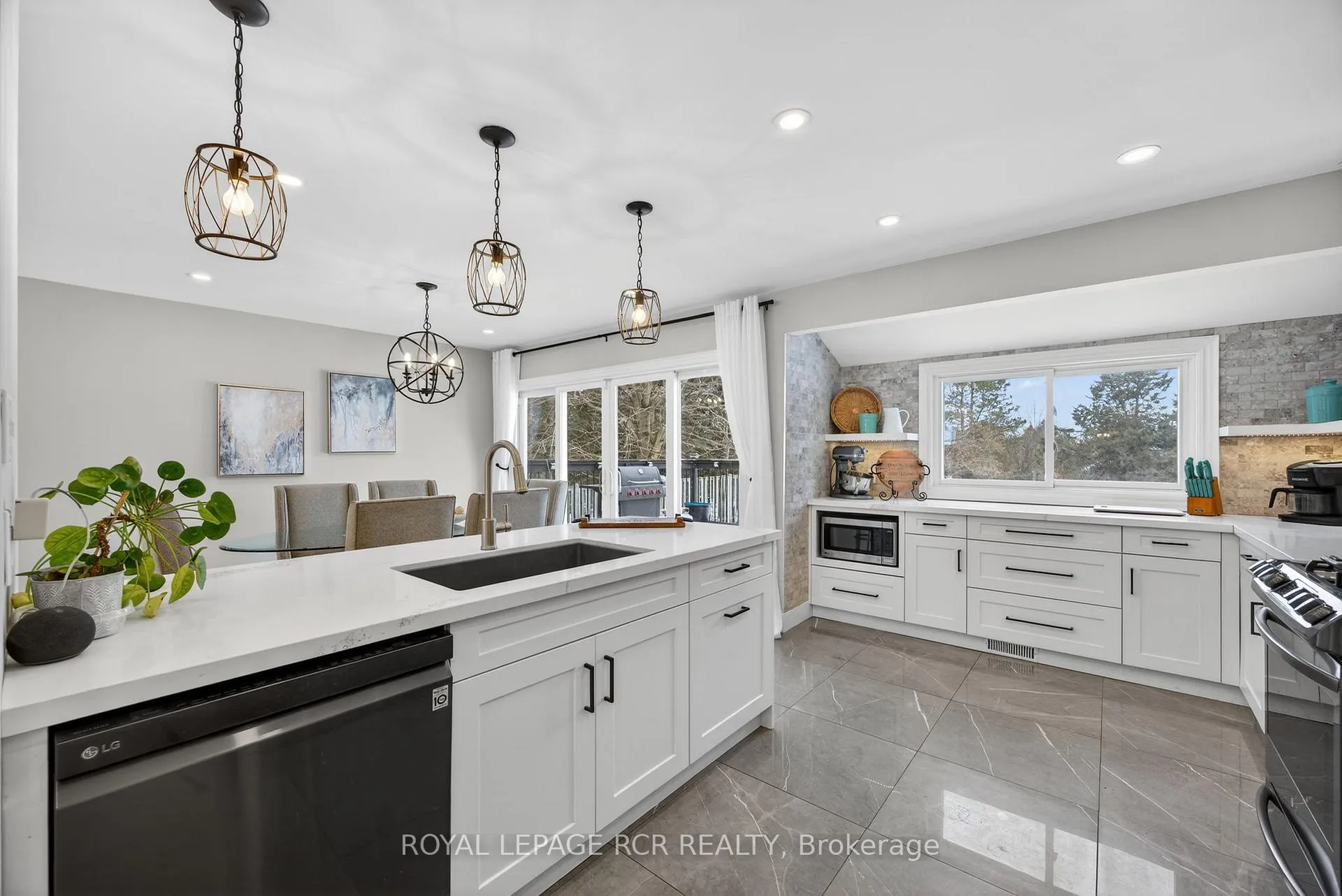 Photo 18 of 17 Arlow Road, Caledon, Mono Mills — HOMEH