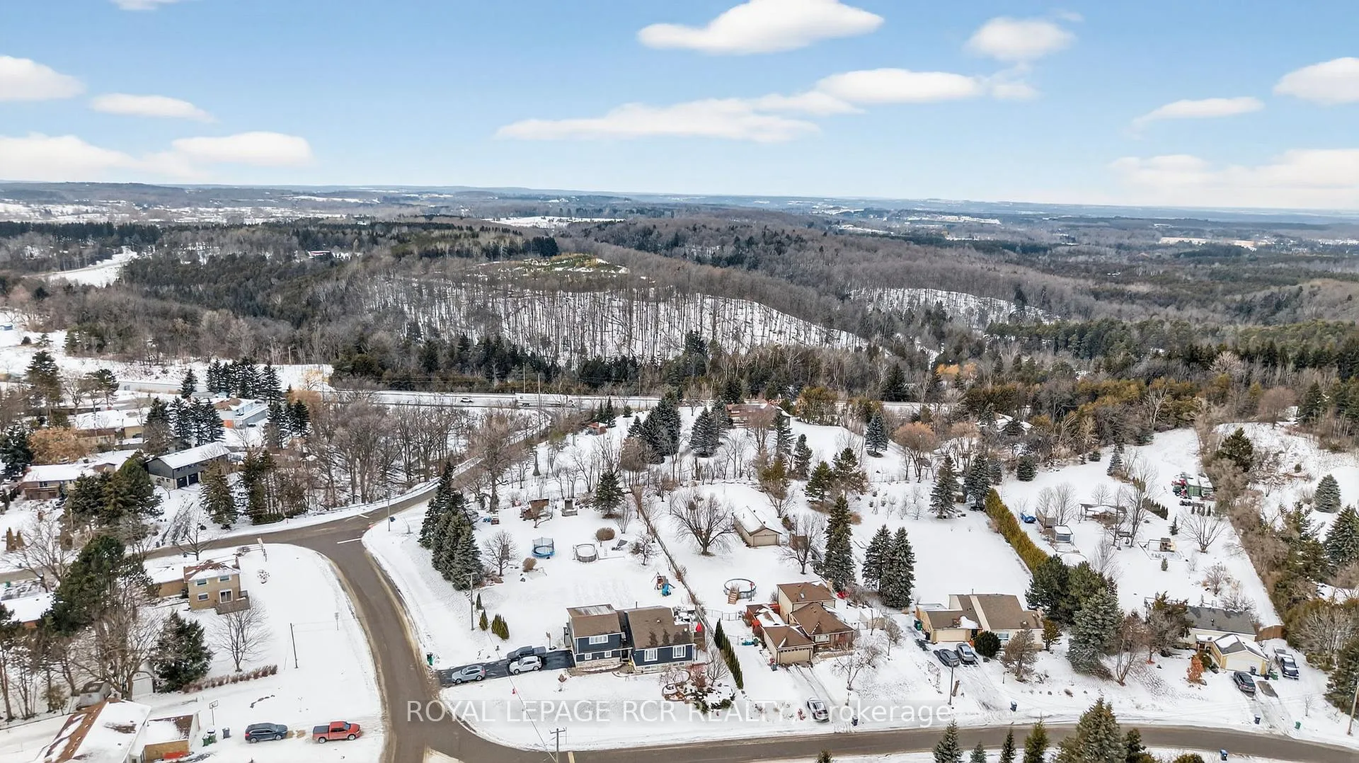 Photo 43 of 17 Arlow Road, Caledon, Mono Mills — HOMEH